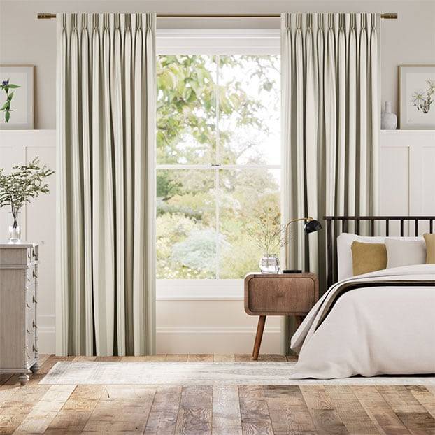 アルバニー ダヴ カーテン サムネイル写真