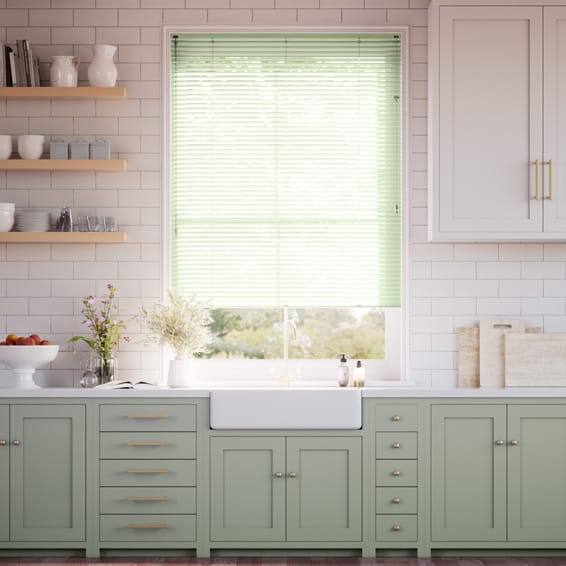 エッセンス　ライトグリーン アルミブラインド