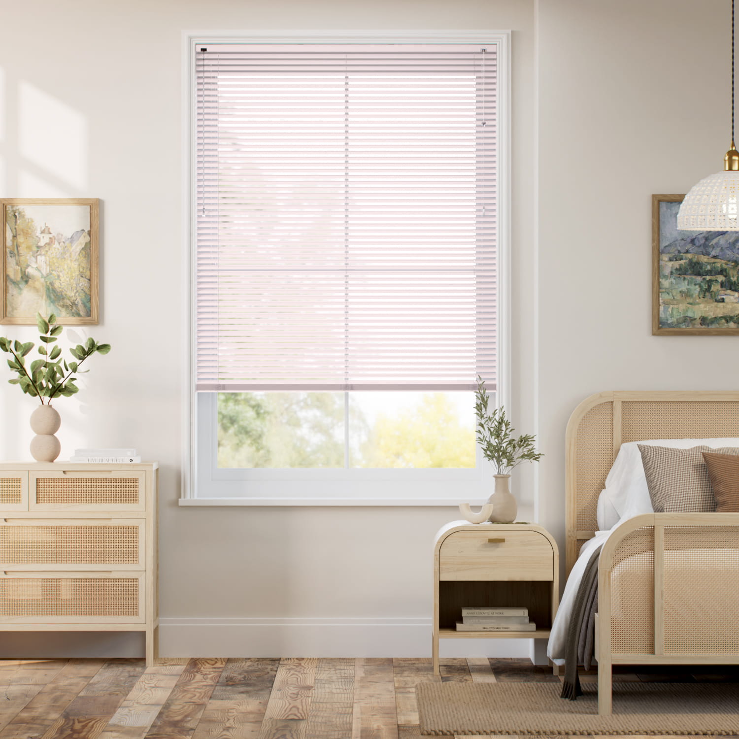 エッセンス　ペールピンク アルミブラインド