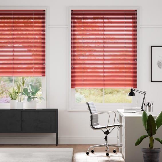 エッセンス　レッド アルミブラインド
