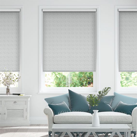 チョイス　フィリグリー　ミスティーブルー ロールスクリーン