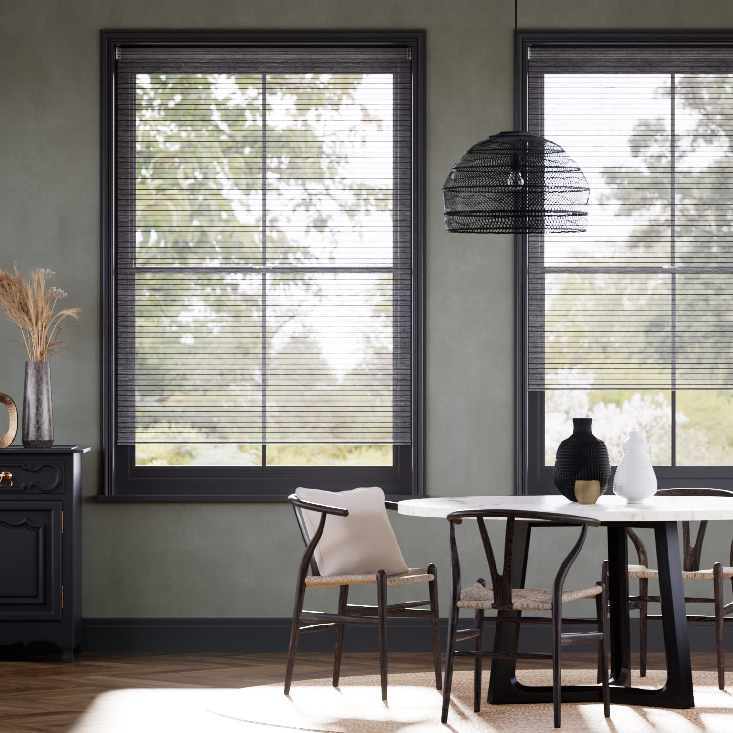 シセロ　ピッチブラック ロールスクリーン