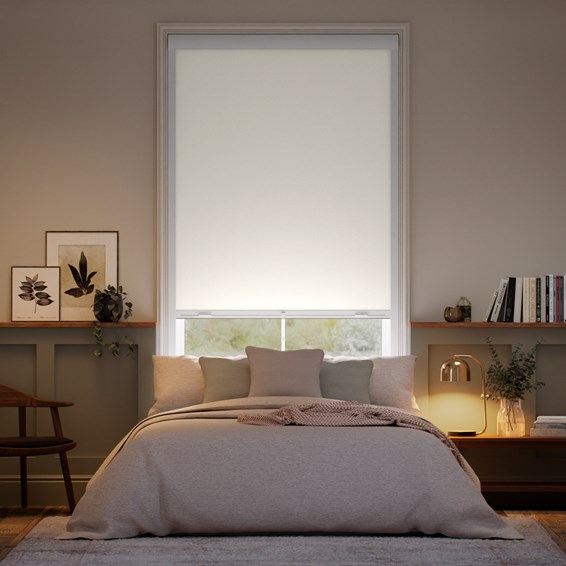 完全遮光パーフェクト クリーム ロールスクリーン