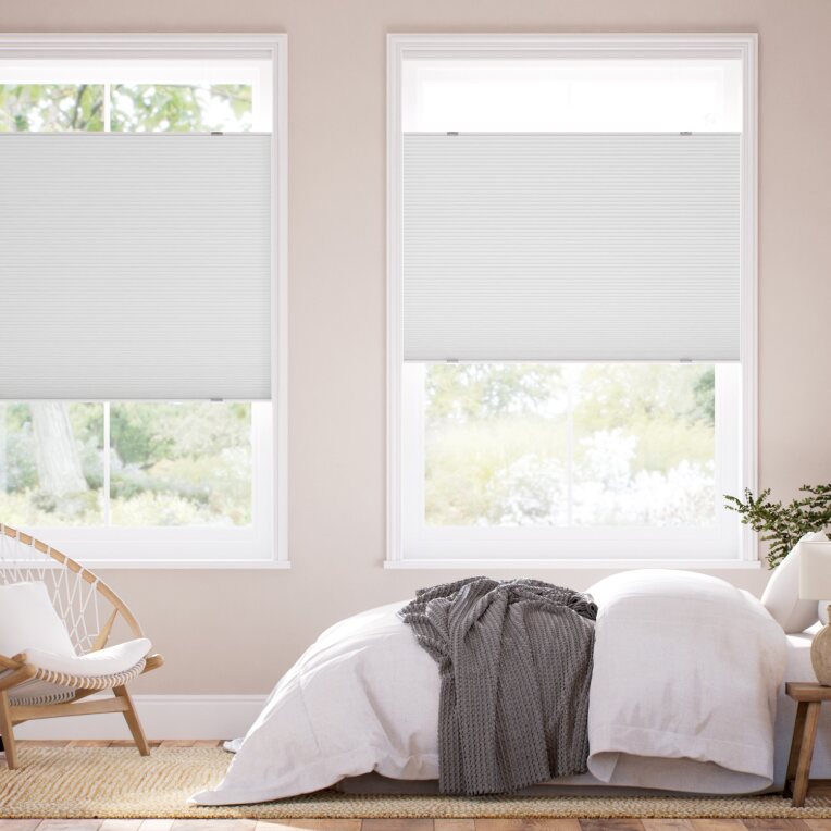 遮光トップダウンハニカム　ホワイトダヴ シェード コードレス 遮光 トップダウンハニカム ホワイトダヴ ハニカム