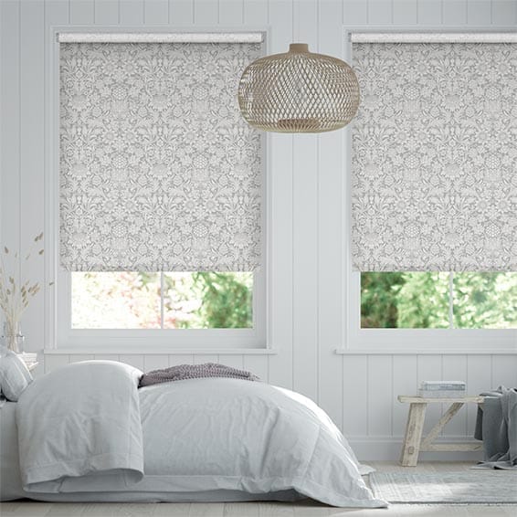 【カーテンレール可】ウィリアムモリス　サンフラワー　シルバーグレー ロールスクリーン　-プルコード式-