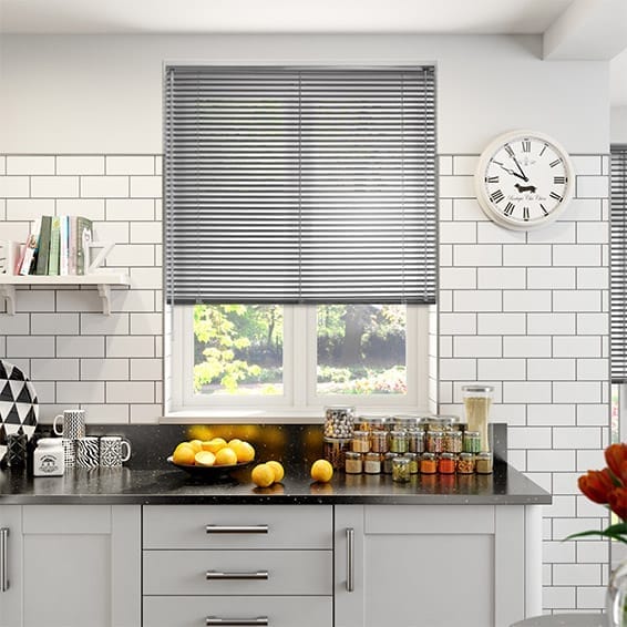 【カーテンレール可】エッセンス　ブラッシュチタン アルミブラインド