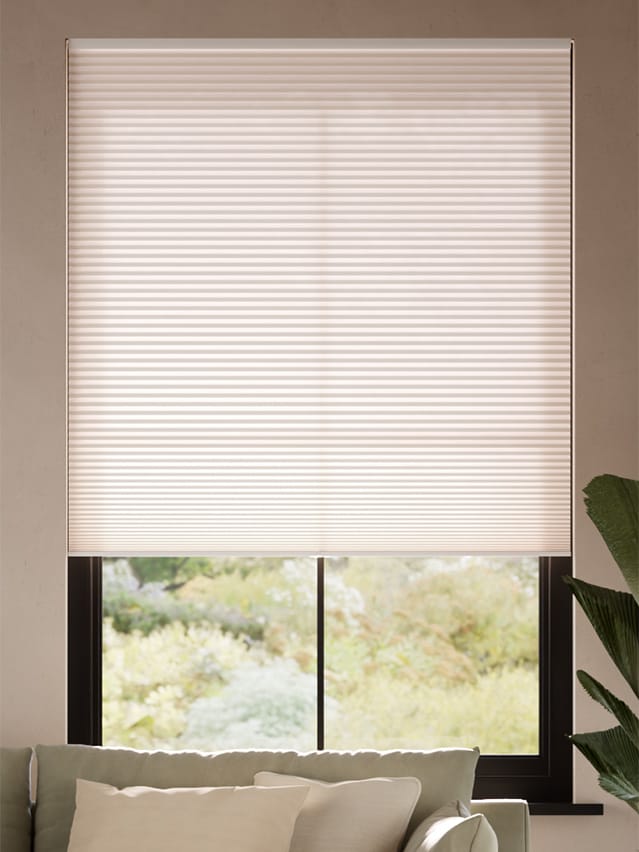 電動ハニカムシェード（ハニカムスクリーン） スマートフォンや