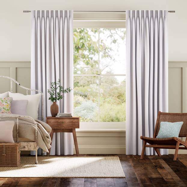 エラストライプ　ラベンダー カーテン サムネイル写真