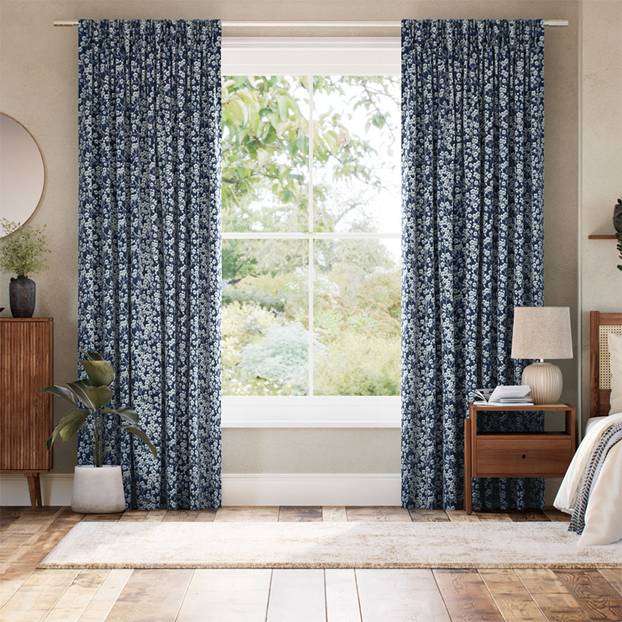 ミッツィ・シャドウ インク カーテン サムネイル写真