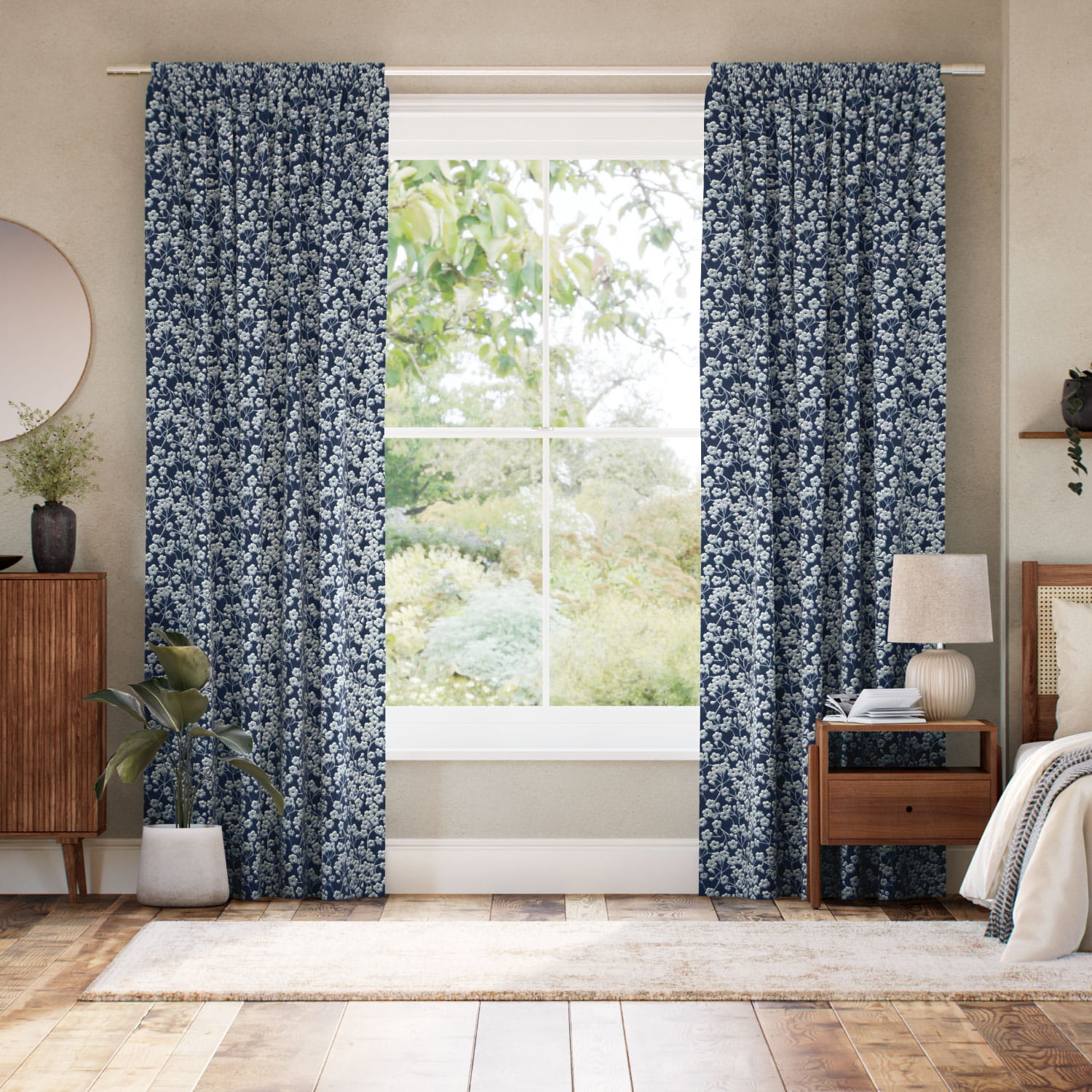 ミッツィ・シャドウ インク カーテン