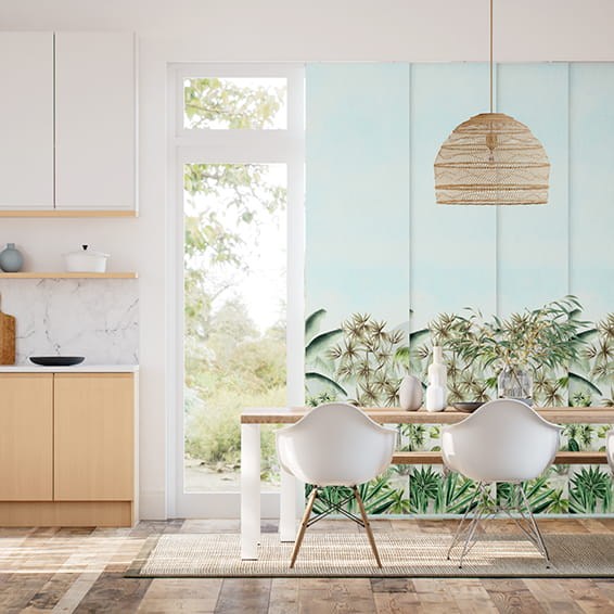 マウンテンパーム・セレニティ パネルブラインド