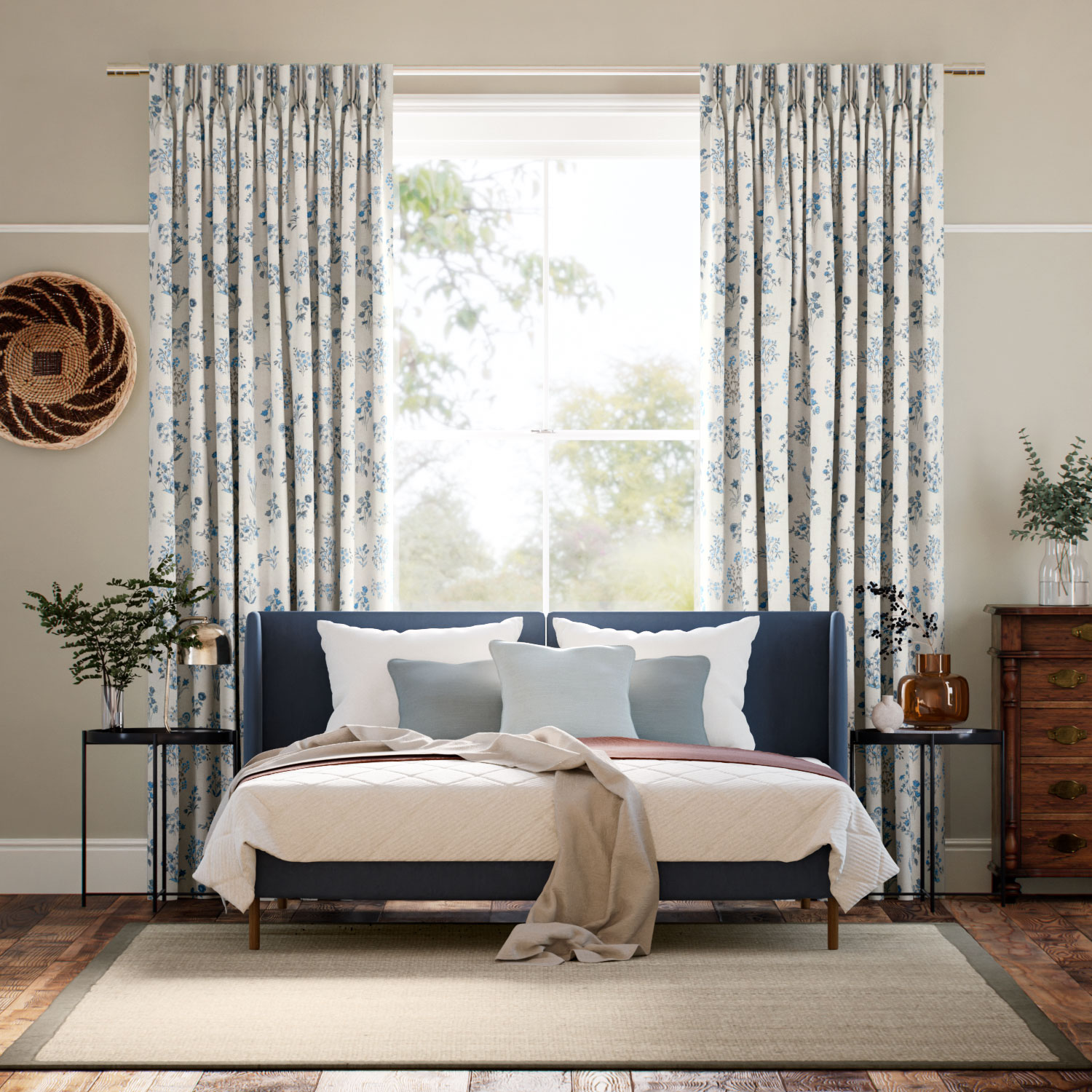 シェパードリー・メドウ チャイナ・ブルー カーテン