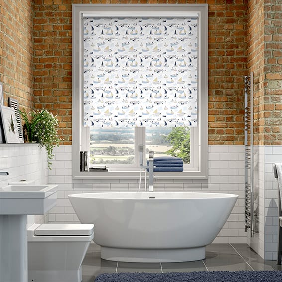 防水・遮光　セイルボート　ブルー ロールスクリーン