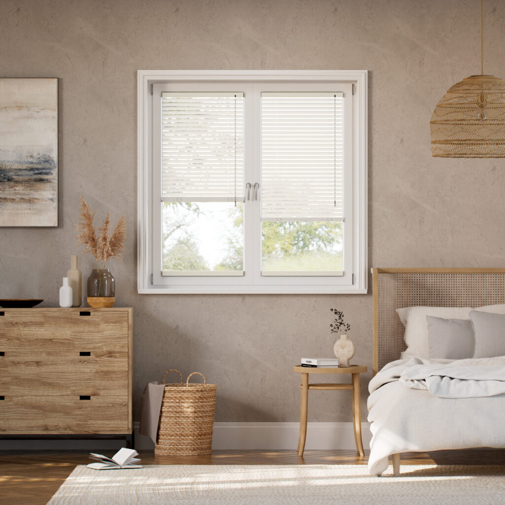 【窓貼りタイプ】エッセンス　フレンチクリーム アルミブラインド