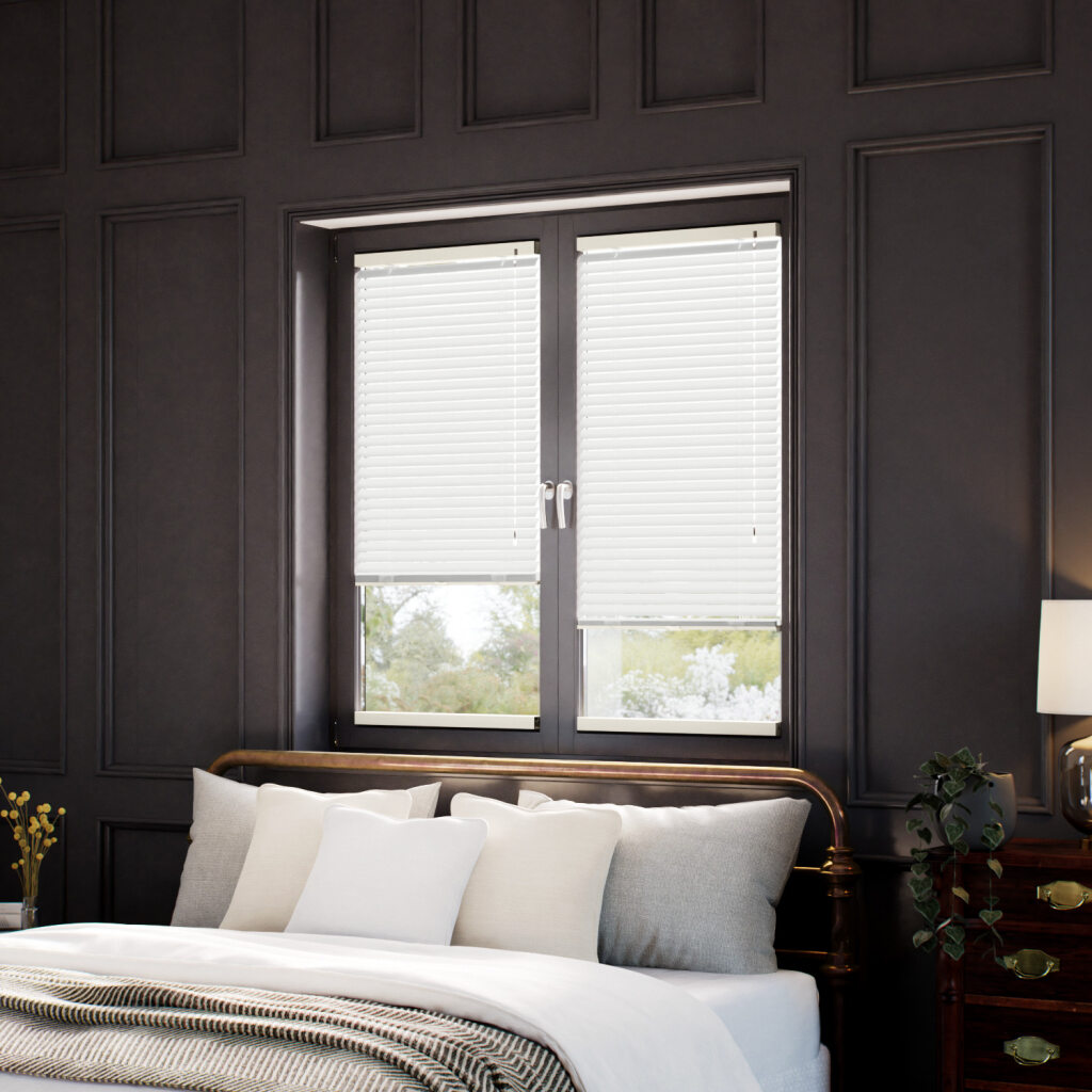 窓貼りタイプ】エッセンス ウォームホワイト アルミブラインド