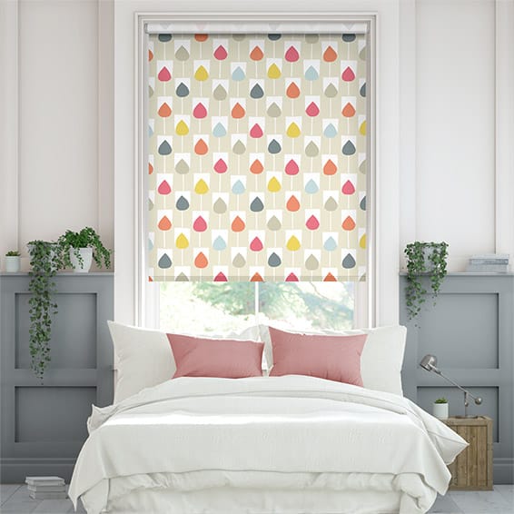 スーラ　フルーツパンチ ロールスクリーン