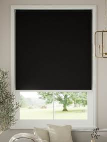 【つっぱり式】遮光 ブラック ロールスクリーン サムネイル写真