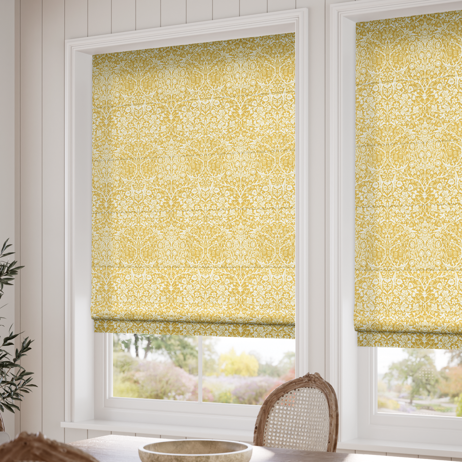 ウィリアムモリス ブラックソーン サフラン ローマンシェード