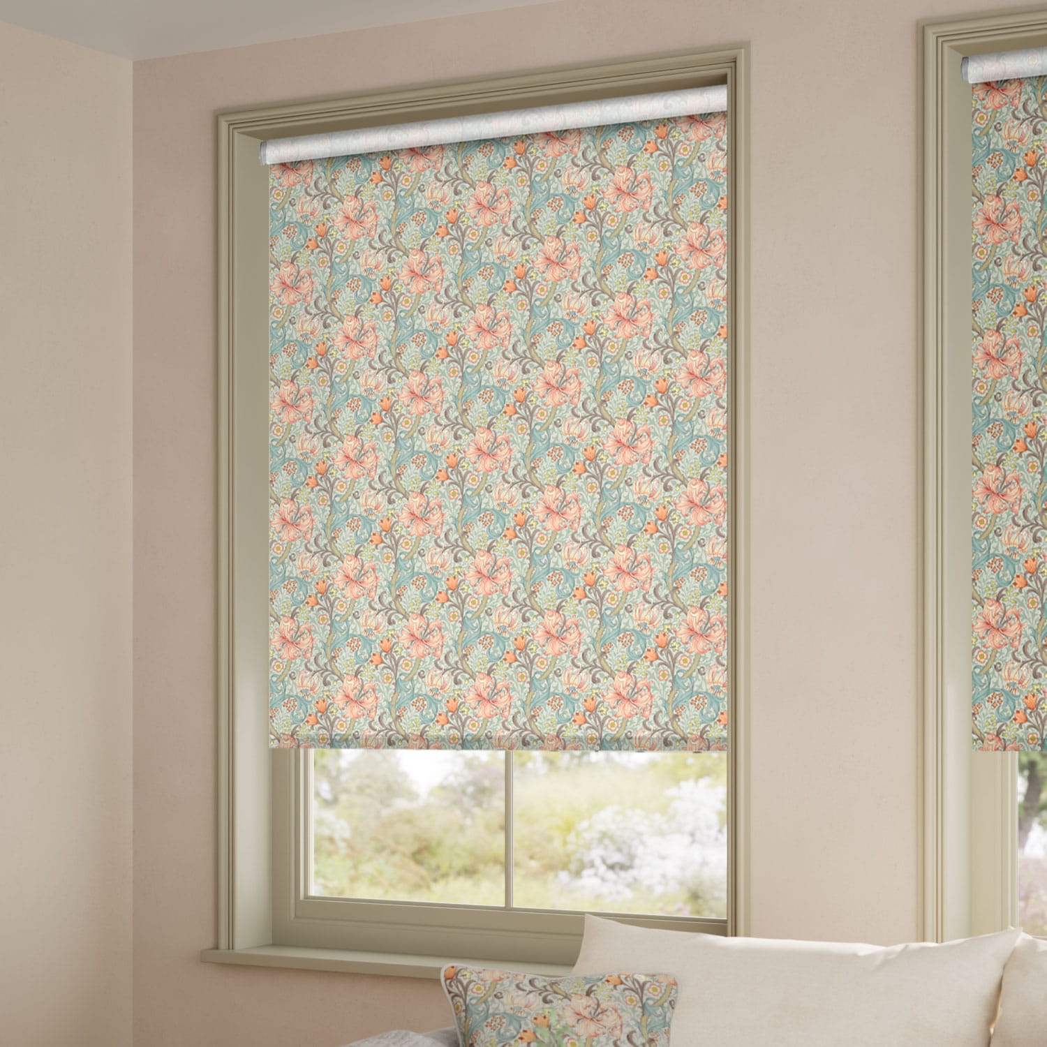 ウィリアムモリス ゴールデンリリー コーラル ロールスクリーン